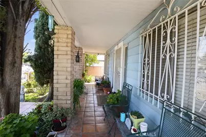 1320 Mott Street, San Fernando, CA 91340 - Photo 8