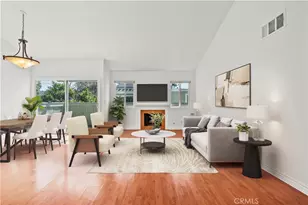 22117 Burbank, Woodland Hills, CA 91367 - Photo 2