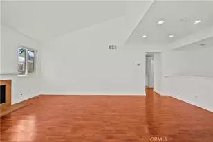 22117 Burbank, Woodland Hills, CA 91367 - Photo 12