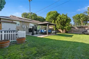 8540 Chimineas, Northridge, CA 91325 - Photo 16