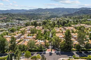 25114 Steinbeck, Stevenson Ranch, CA 91381 - Photo 2