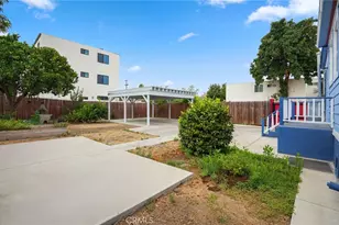 1598 W 36th Pl, Los Angeles, CA 90018 - Photo 38