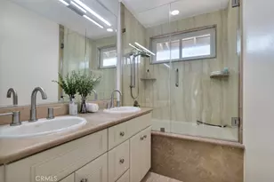 23942 Califa, Woodland Hills, CA 91367 - Photo 12