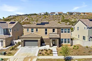 17721 Ridgeline Ct, Saugus, CA 91350 - Photo 2