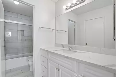 27657 Ironstone Dr #1, Canyon Country, CA 91387 - Photo 16