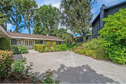 24133 Albers Street, Woodland Hills, CA 91367 - Photo 40