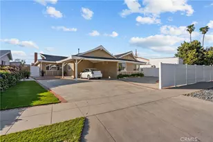 9559 9561 Natick, North Hills, CA 91343 - Photo 2