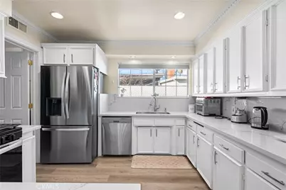 9559 9561 Natick, North Hills, CA 91343 - Photo 18