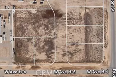 45711 Division St, Lancaster, CA 93535 - Photo 1