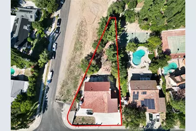 19865 Hiawatha Street, Chatsworth, CA 91311 - Photo 38