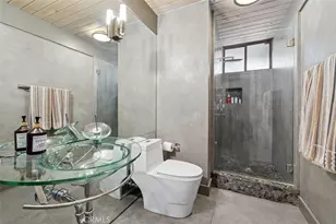 21090 Rios St, Woodland Hills, CA 91364 - Photo 34