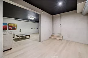 21090 Rios St, Woodland Hills, CA 91364 - Photo 36