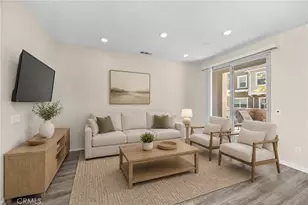 22886 Concord, Saugus, CA 91350 - Photo 4