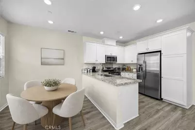 22886 Concord, Saugus, CA 91350 - Photo 14