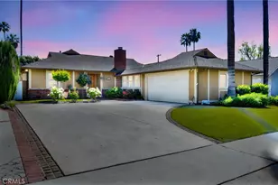 13922 Cohasset St, Van Nuys, CA 91405 - Photo 1