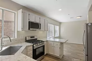1868 Day Lily Ln, Simi Valley, CA 93065 - Photo 14