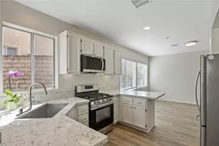 1868 Day Lily Ln, Simi Valley, CA 93065 - Photo 12