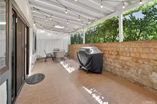 7046 De Celis Pl, Lake Balboa, CA 91406 - Photo 12