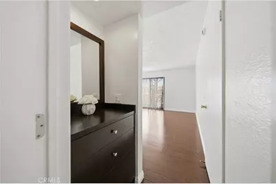 9047 Langdon Ave #6, North Hills, CA 91343 - Photo 14