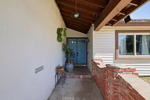 29223 Flowerpark Dr, Canyon Country, CA 91387 - Photo 2