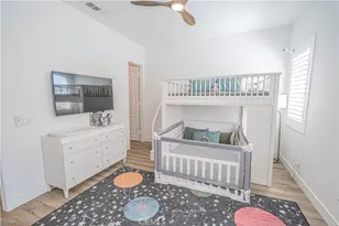 29768 Camino la Perdiz, Valencia, CA 91354 - Photo 38