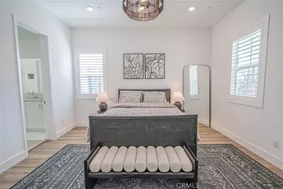 29768 Camino La Perdiz, Valencia, CA 91354 - Photo 4