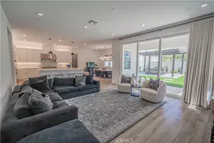 29768 Camino la Perdiz, Valencia, CA 91354 - Photo 18