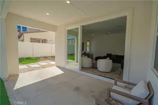 29768 Camino la Perdiz, Valencia, CA 91354 - Photo 52