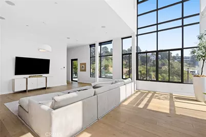 2746 Rinconia Drive, Los Angeles, CA 90068 - Photo 8