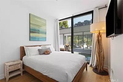 2746 Rinconia Drive, Los Angeles, CA 90068 - Photo 30