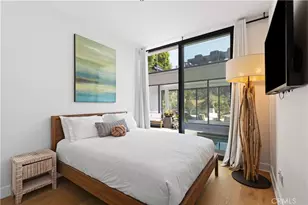 2746 Rinconia Dr, Los Angeles, CA 90068 - Photo 30