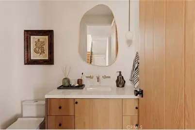 17852 Saticoy Street, Reseda, CA 91335 - Photo 12