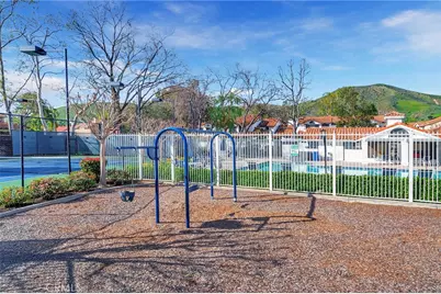 4827 Matteo, Oak Park, CA 91377 - Photo 30