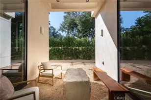 23340 Collins, Woodland Hills, CA 91367 - Photo 36