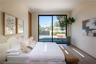 23340 Collins, Woodland Hills, CA 91367 - Photo 32