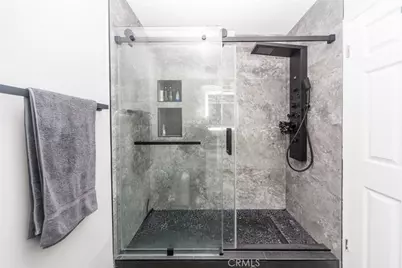 7260 Hillside Avenue #207, Los Angeles, CA 90046 - Photo 8