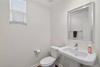 10250 Angel Lane, Pacoima, CA 91331 - Photo 14