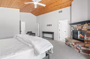 735 Tayles Point, Big Bear Lake, CA 92315 - Photo 16