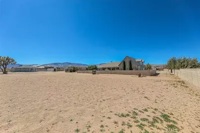 40028 25th, Palmdale, CA 93551 - Photo 52