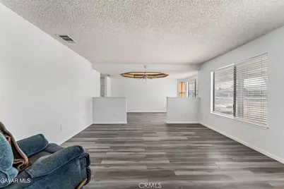 39004 164th, Palmdale, CA 93591 - Photo 4