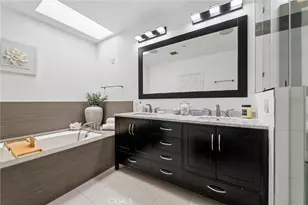 14100 Dickens St, Sherman Oaks, CA 91423 - Photo 28