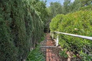 23428 Oakrun Ln, Newhall, CA 91321 - Photo 36