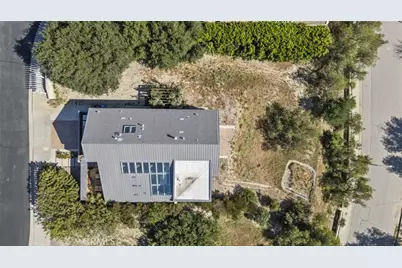 18177 Knoll Hill, Granada Hills, CA 91344 - Photo 50