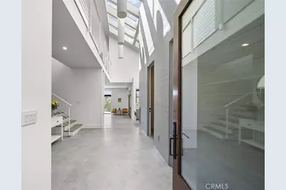 18177 Knoll Hill, Granada Hills, CA 91344 - Photo 2