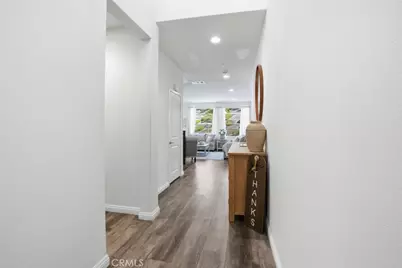 18153 Meridian, Saugus, CA 91350 - Photo 4