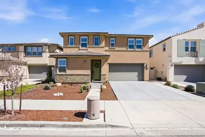 18153 Meridian, Saugus, CA 91350 - Photo 2