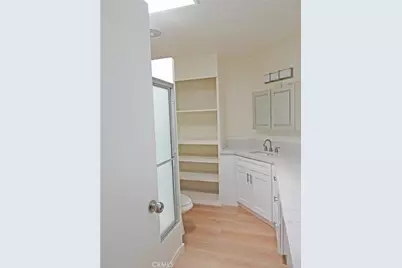 5 Ramona Way, Mission Hills (San Fernando), CA 91345 - Photo 14