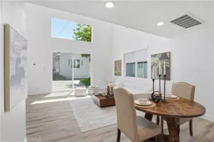 17721 Burbank, Encino, CA 91316 - Photo 40