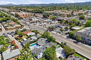 17721 Burbank, Encino, CA 91316 - Photo 46
