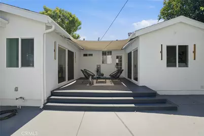17721 Burbank, Encino, CA 91316 - Photo 30
